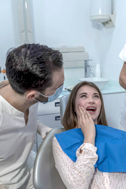 Best Weekend Emergency Dentist in Idyllwild Pine Cove, CA